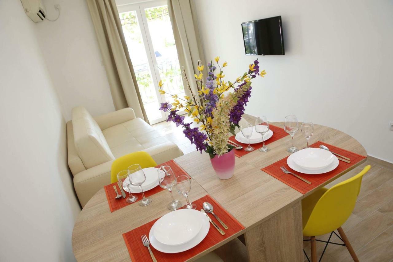 Sunny Day Apartments Tribalj 外观 照片